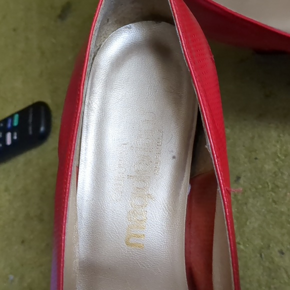 Red Heels - Picture 2 of 3